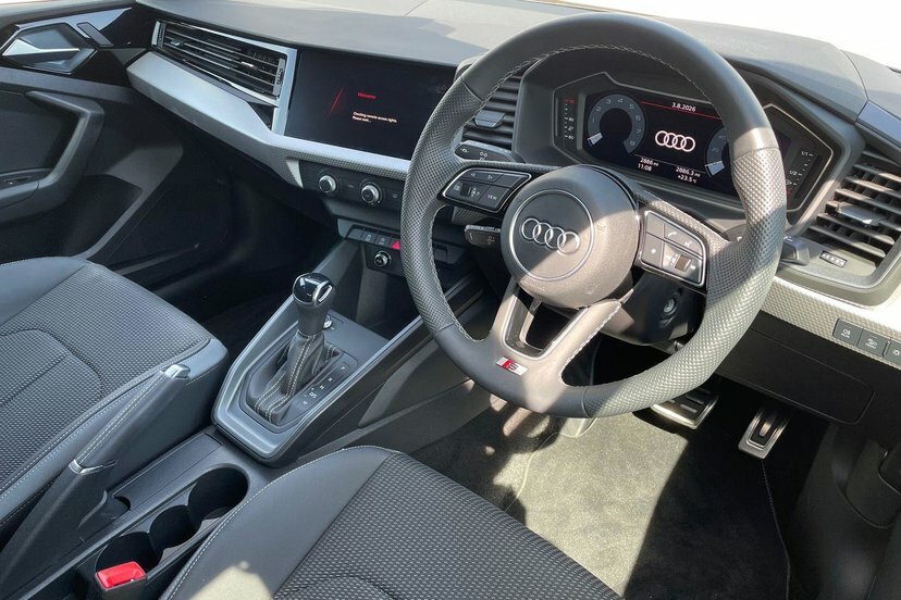 Audi A1 1.0 Tfsi 25 S Line Sportback S Tronic White #6
