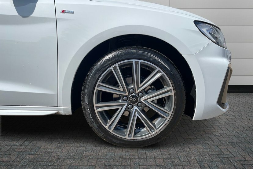 Audi A1 1.0 Tfsi 25 S Line Sportback S Tronic White #5