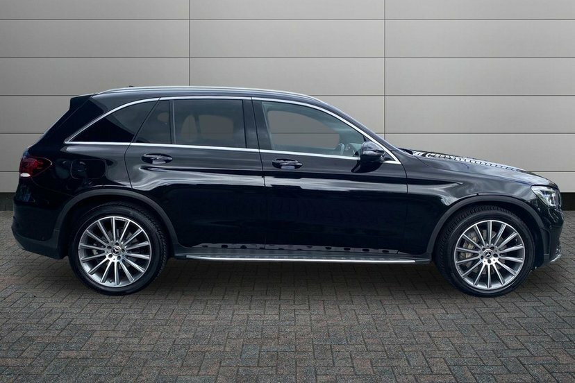 Mercedes-Benz GLC Class Glc300d Amg Line Premium Black #3