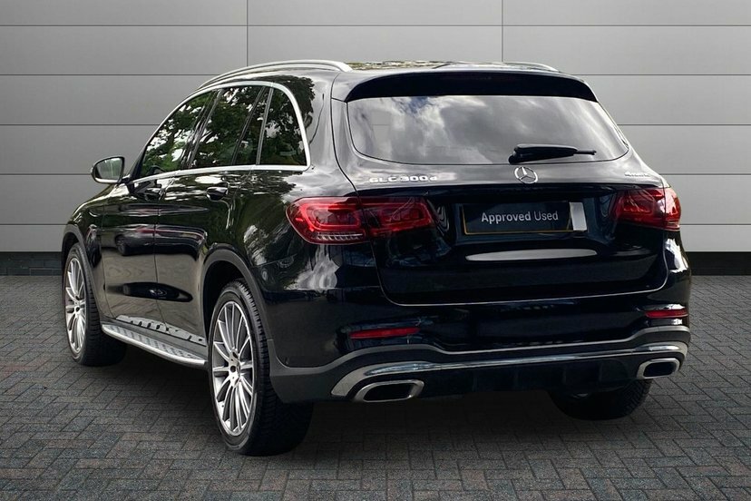 Mercedes-Benz GLC Class Glc300d Amg Line Premium Black #2