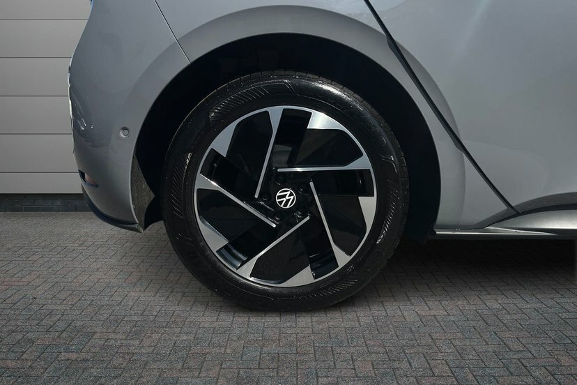 Volkswagen ID.3 Pro 59Kwh Match Hatchback 204 P Black #5