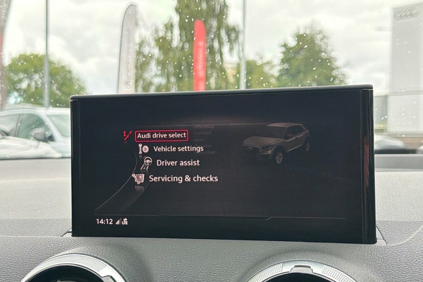 Audi Q2 Audi Q2 Sport 35 Tfsi 150 Ps S Tronic Black #61