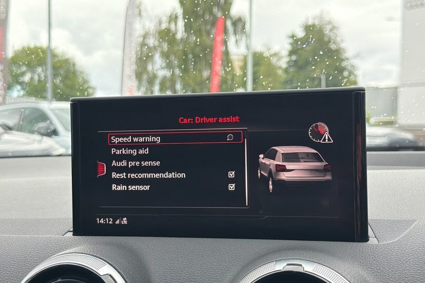 Audi Q2 Audi Q2 Sport 35 Tfsi 150 Ps S Tronic Black #62