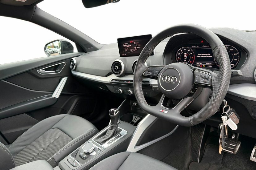 Audi Q2 1.5 Tfsi Cod 35 Black Edition Suv S Tro Grey #6