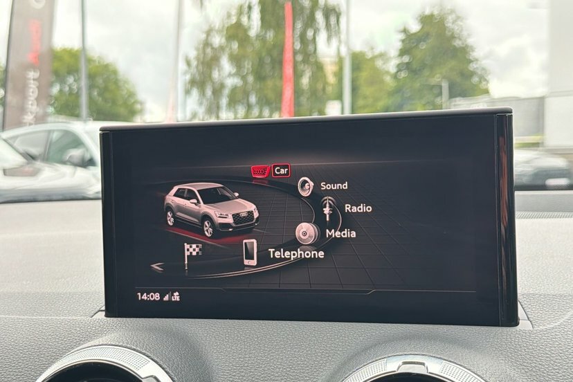 Audi Q2 Audi Q2 Sport 35 Tfsi 150 Ps S Tronic Black #45