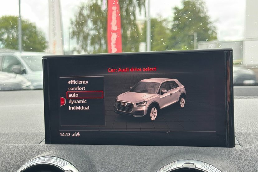 Audi Q2 Audi Q2 Sport 35 Tfsi 150 Ps S Tronic Black #60