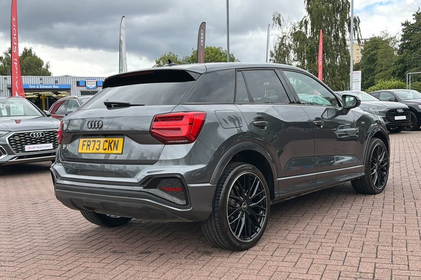 Audi Q2 Audi Q2 Sport 35 Tfsi 150 Ps S Tronic Black #20