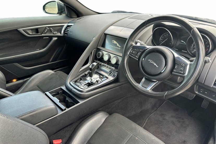 Jaguar F-Type 2.0I Gpf R-dynamic Coupe 300 Ps Black #6