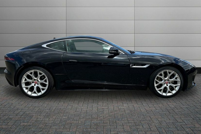 Jaguar F-Type 2.0I Gpf R-dynamic Coupe 300 Ps Black #4
