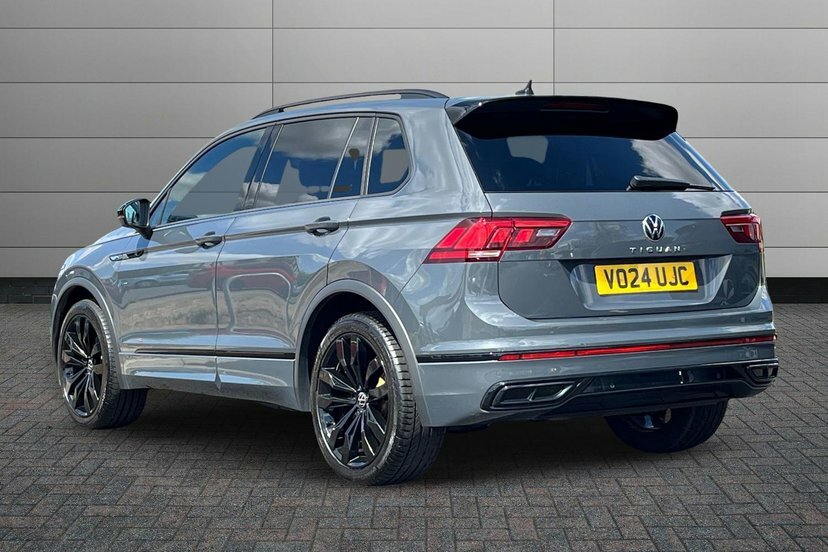 Volkswagen Tiguan 1.5 Tsi Black Edition Suv Dsg 150 Ps VO24UJC Grey #3