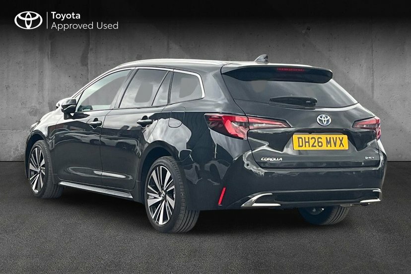 Toyota Corolla 1.8 Vvt-h Design Touring Sports Hybrid Black #4