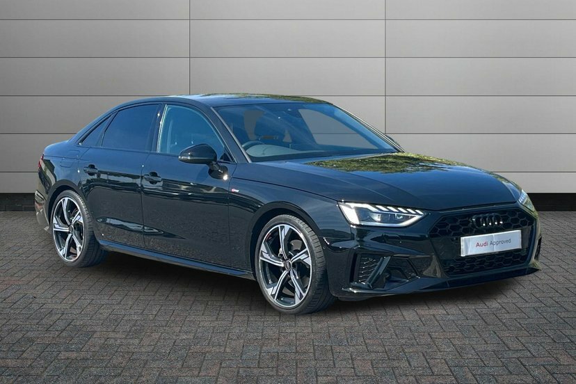Audi A4 2.0 Tfsi 35 Black Edition Saloon S Tron Black