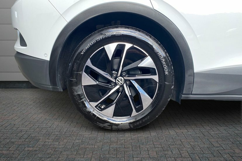 Volkswagen ID.4 Pro 77Kwh Match Suv 286 Ps White #5