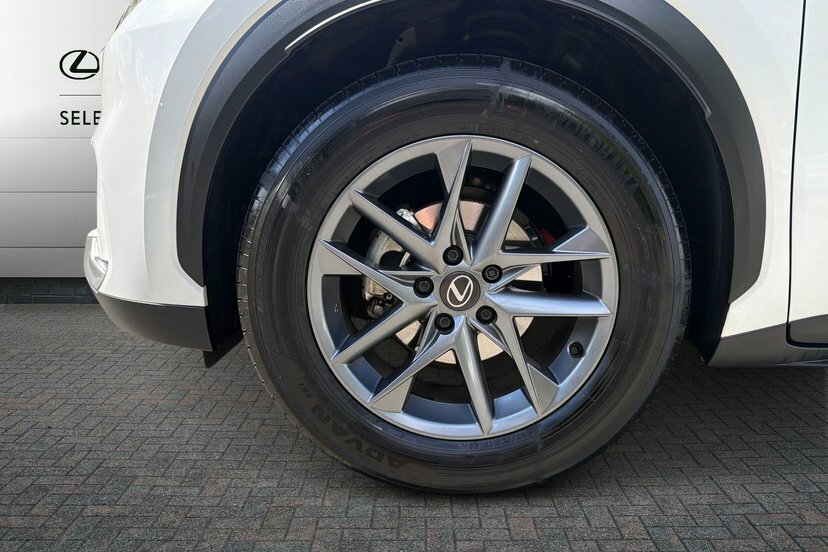 Lexus LBX 1.5 Vvt-ie Premium Suv Hybrid E-cvt 13 White #5