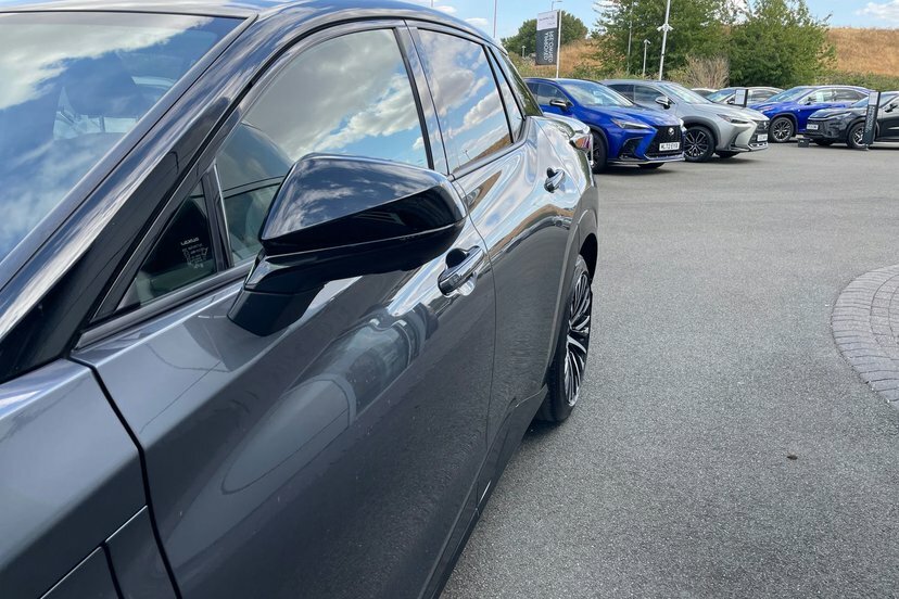 Lexus RZ 450E 230Kw Dir4 Takumi 71 Kwh Bi-tone  #24