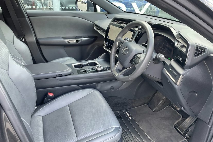 Lexus RZ 450E 230Kw Dir4 Takumi 71 Kwh Bi-tone  #32