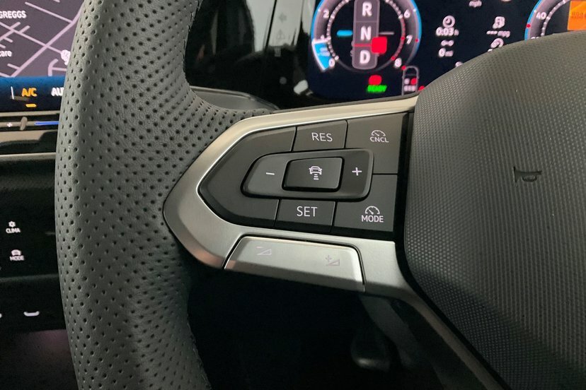 Volkswagen Golf 1.5 Etsi Mhev R-line Hatchback Hybrid D Silver #19