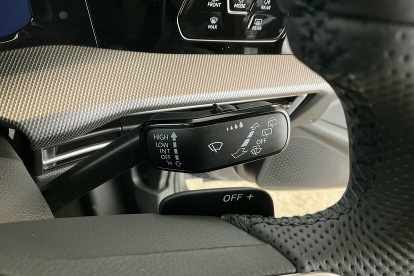 Volkswagen Golf 1.5 Etsi Mhev R-line Hatchback Hybrid D Silver #29