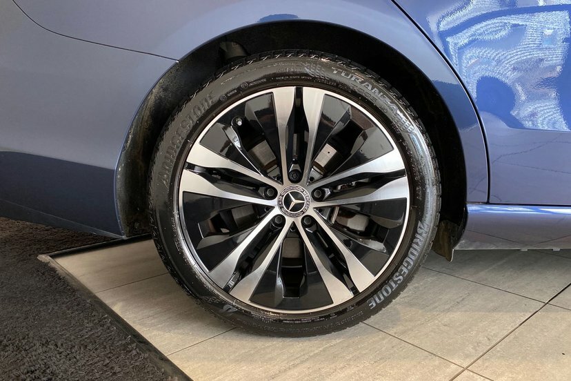 Mercedes-Benz C Class 1.5 C200h Mhev Exclusive Luxury Saloon Blue #4