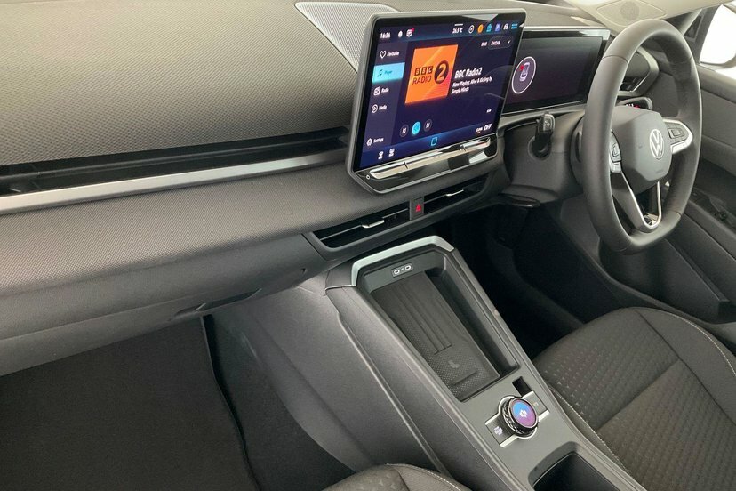 Volkswagen T-Roc 1.5 Etsi Mhev Life Suv Hybrid Dsg 150 Grey #2