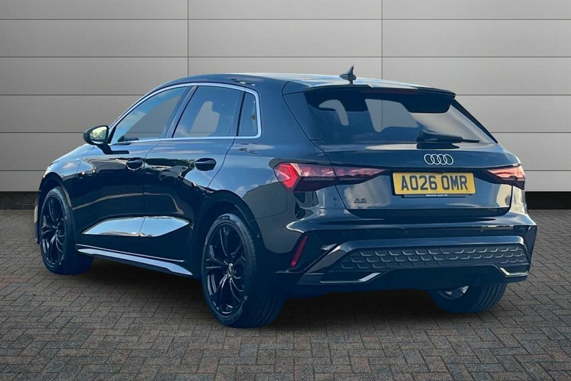 Audi A3 1.5 Tfsi S Line Sportback S Tronic 150  #3