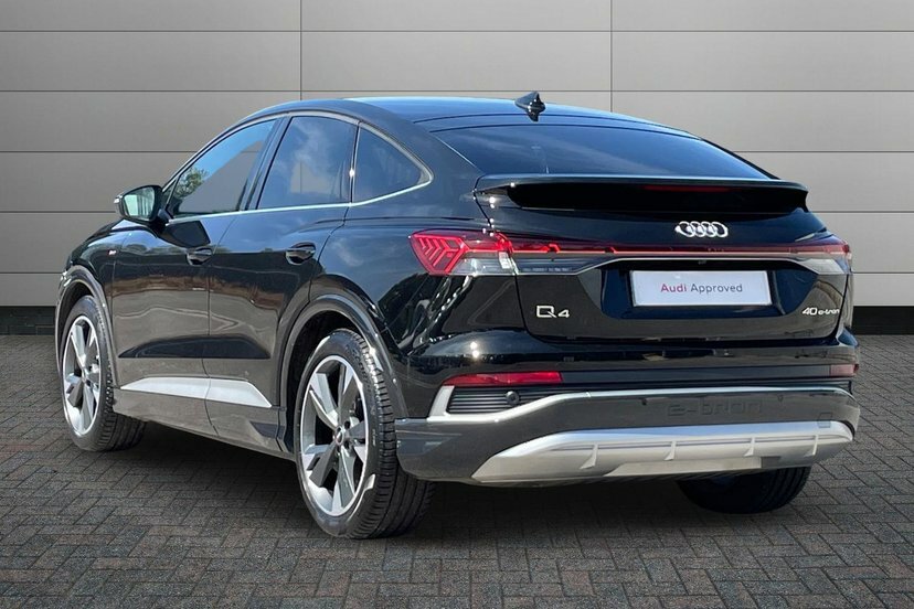 Audi Q4 E Tron 40 S Line Sportback 82Kwh 204 P Black #3