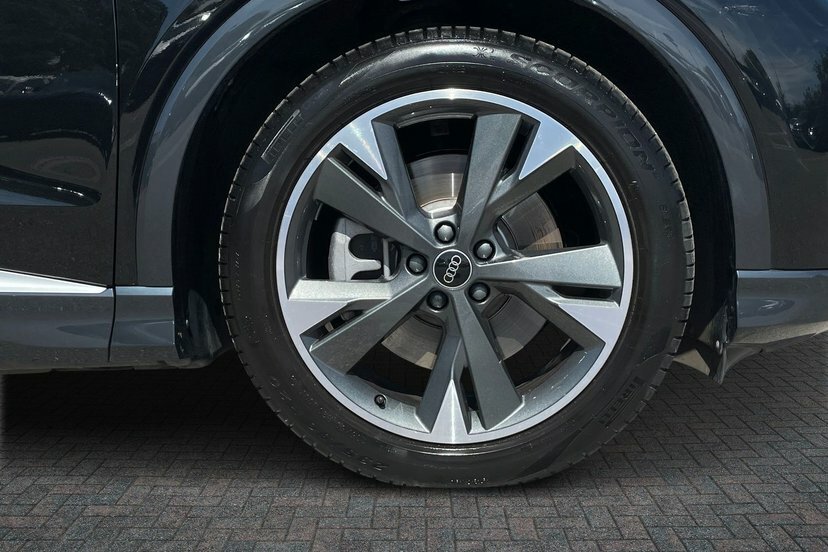 Audi Q4 E Tron 40 S Line Sportback 82Kwh 204 P Black #5