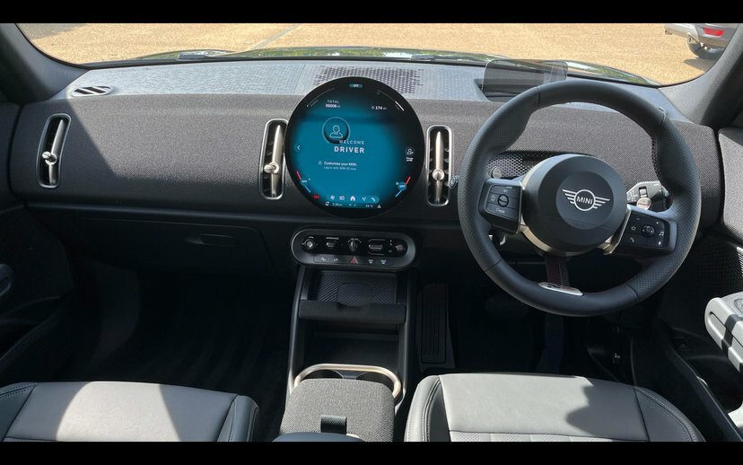 Mini Countryman 1.5C Mhev Sport Suv Hybrid Dct 170 Ps Black #4