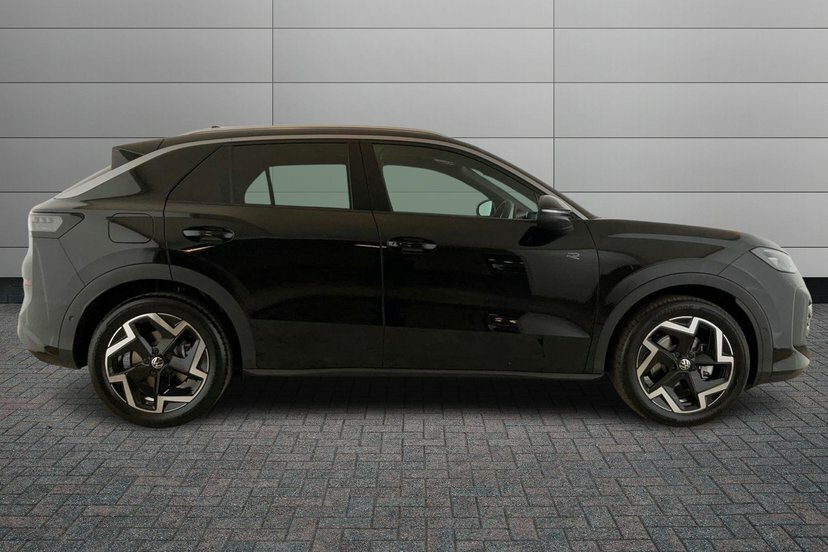 Volkswagen T-Roc 1.5 Etsi Mhev R-line Suv Hybrid Dsg 15 Black #4