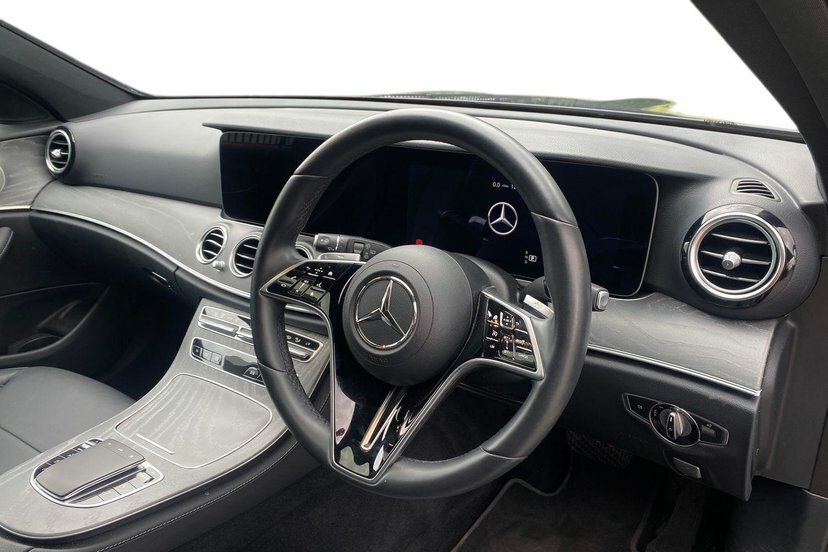 Mercedes-Benz E Class 2.0 E200h Mhev Amg Line Night Edition Premium Plu Blue #5