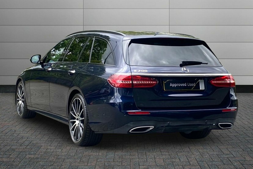 Mercedes-Benz E Class 2.0 E200h Mhev Amg Line Night Edition Premium Plu Blue #2