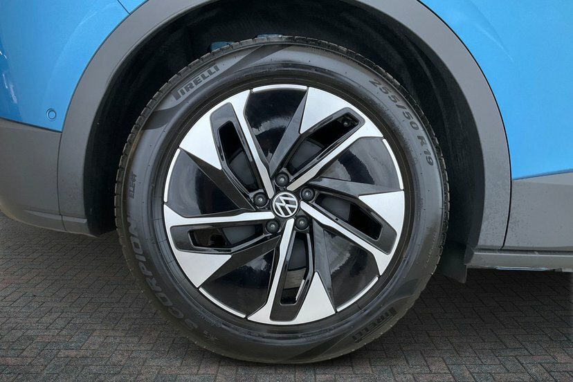 Volkswagen ID.4 Pro 79Kwh Match #5