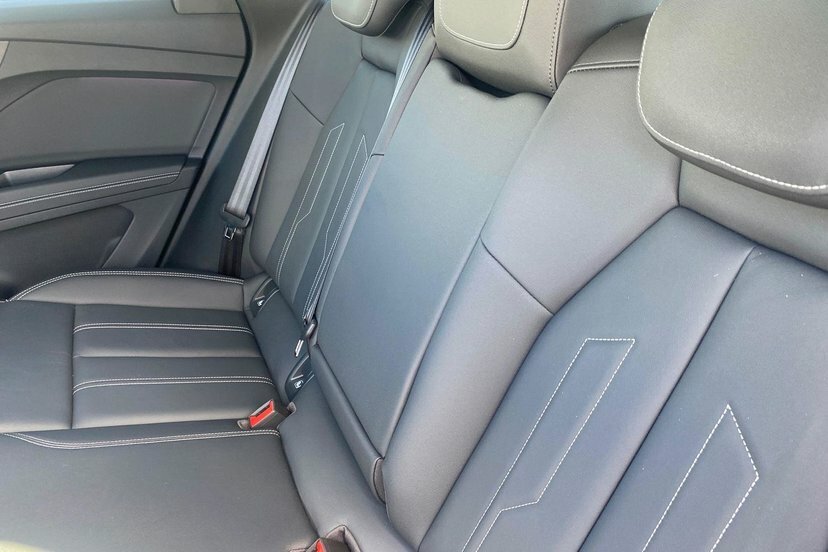 Audi Q4 E Tron 55 Sport Sportback Quattro 5-Door 82Kwh Blue #8