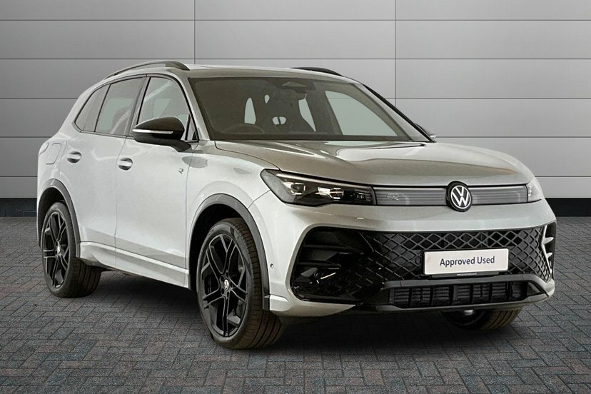 Volkswagen Tiguan 2.0 Tdi R-line Suv Dsg 150 Ps Silver