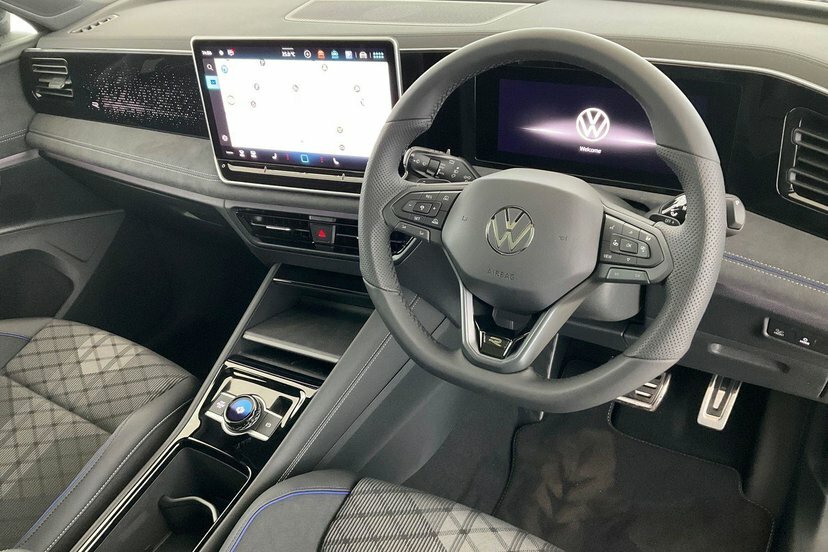 Volkswagen Tiguan 2.0 Tdi R-line Suv Dsg 150 Ps Silver #6