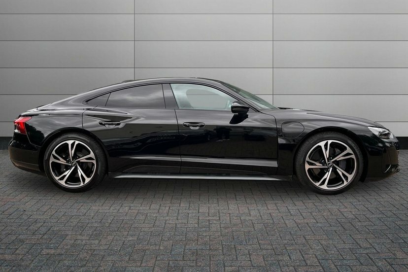 Audi E Tron GT 93.4Kwh Saloon Quattro 476 Ps Black #4