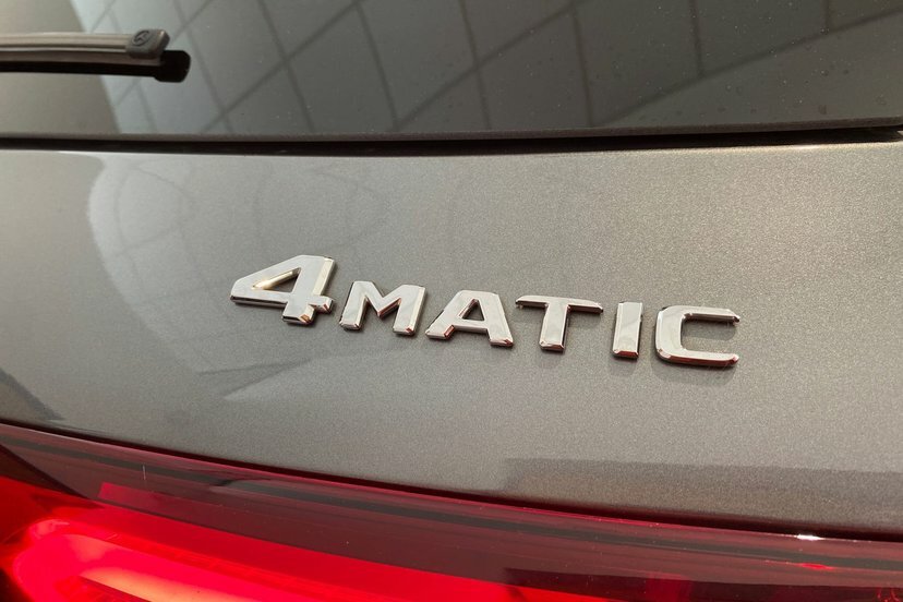 Mercedes-Benz GLE Class 450D 4Matic Amg Line Prem 9G-tronic 7 St Black #38