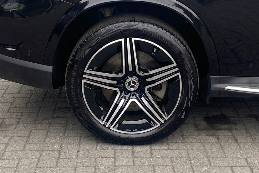 Mercedes-Benz GLC Class Glc 300D 4Matic Amg Line Premium 9G-tronic White #27