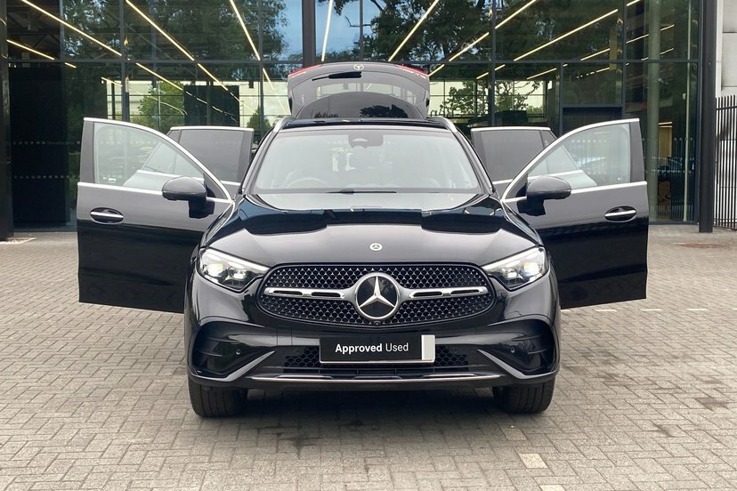 Mercedes-Benz GLC Class Glc 300D 4Matic Amg Line Premium 9G-tronic White #31