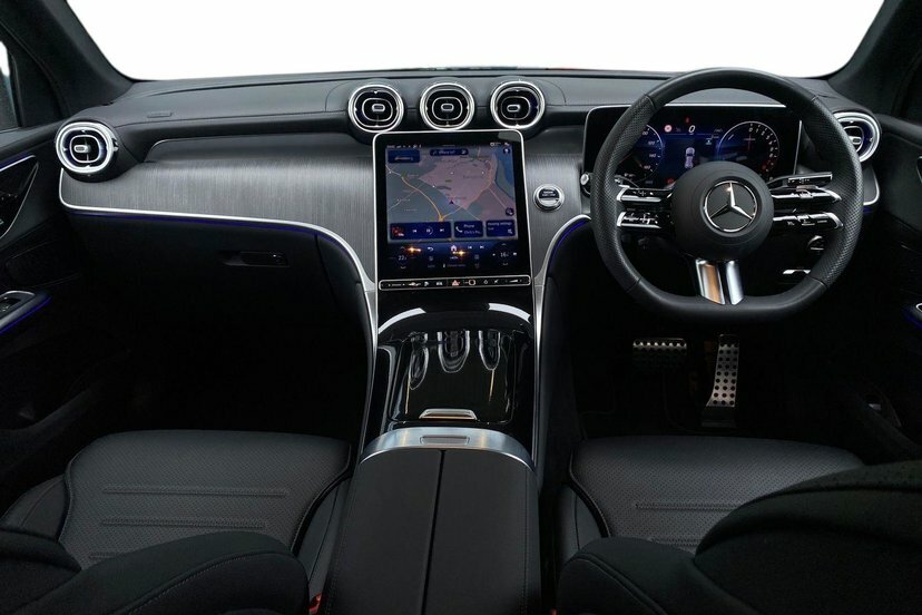 Mercedes-Benz GLC Class Glc 300D 4Matic Amg Line Premium 9G-tronic White #7
