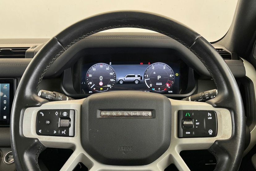 Land Rover Defender 110 3.0 D300 X-dynamic Hse 110 7 Seat 2023 Green #33