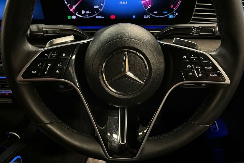 Mercedes-Benz GLE Class Gle 300D 4Matic Amg Line Premium 9G-tronic 7 Silver #12