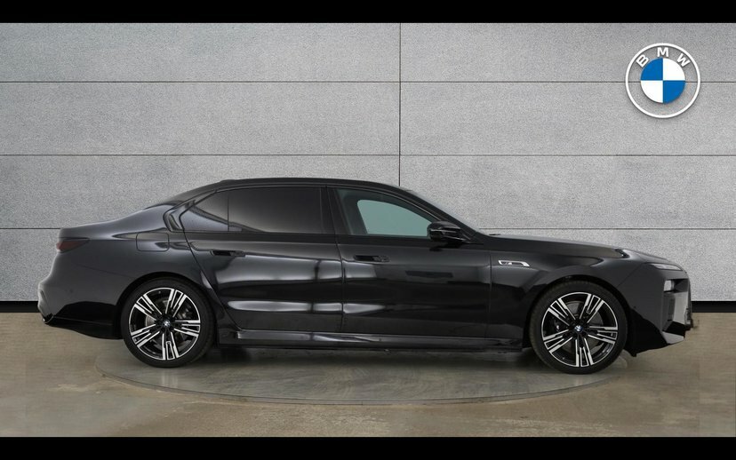 BMW i7 I7 M70 Xdrive Black #3