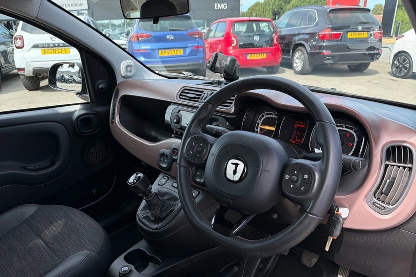 Fiat Panda 1.0 Mild Hybrid City Cross Green #30