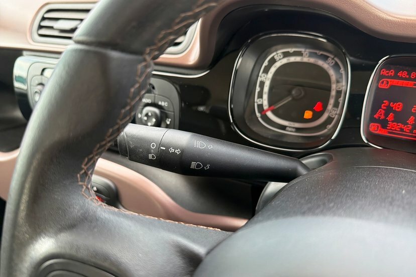 Fiat Panda 1.0 Mild Hybrid City Cross Green #32