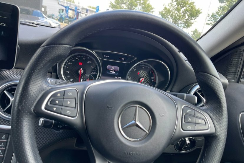 Mercedes-Benz A Class 1.5 A180d Amg Line Executive Euro 6 Ss #18