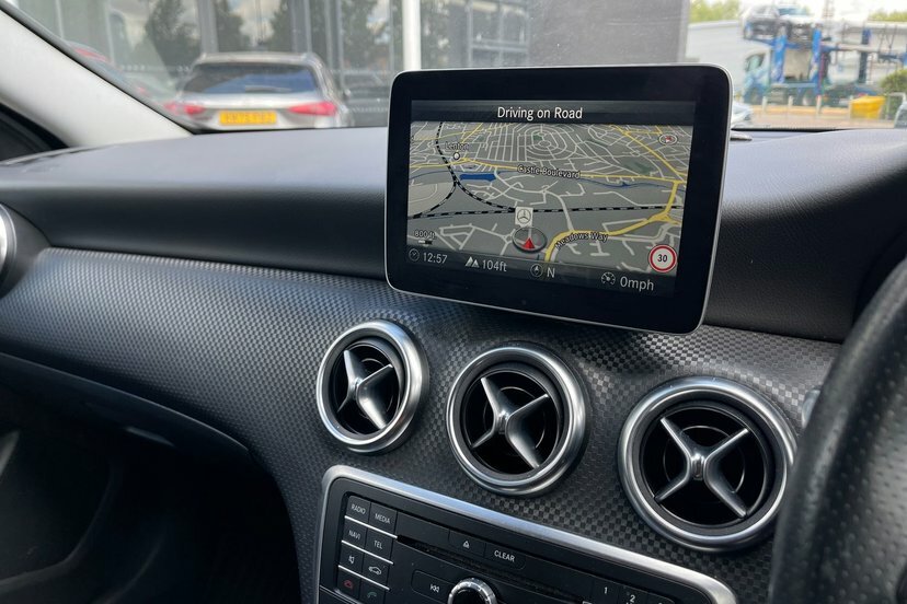 Mercedes-Benz A Class 1.5 A180d Amg Line Executive Euro 6 Ss #13