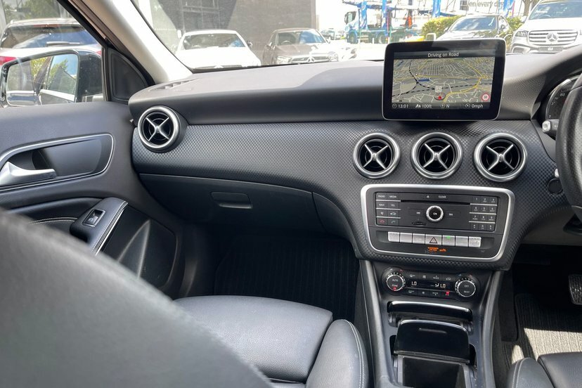 Mercedes-Benz A Class 1.5 A180d Amg Line Executive Euro 6 Ss #35