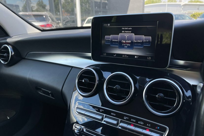Mercedes-Benz C Class C180 Amg Sport Edition Premium Pl White #16