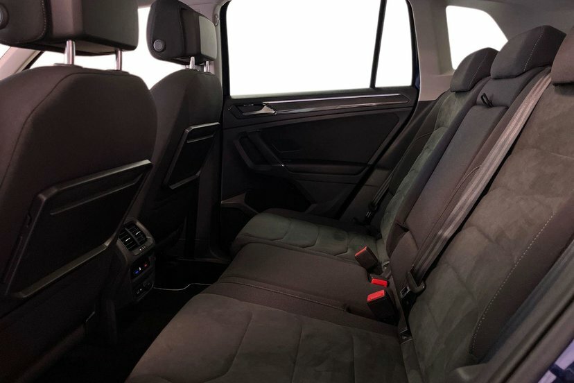 Volkswagen Tiguan 2L Se Navigation White #8